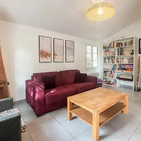 Feriehus 3 Bedroom Lovely In Saint-Georges-d'Oleron