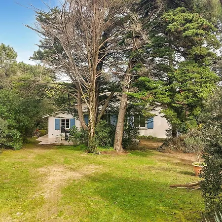 3 Bedroom Lovely In * Saint-Georges-d'Oleron
