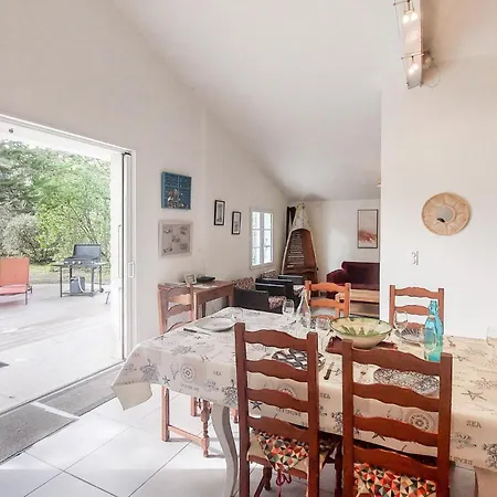 Feriehus 3 Bedroom Lovely In Saint-Georges-d'Oleron